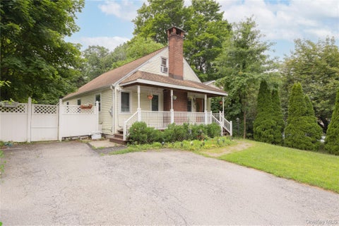 Homes For Sale - 22 W Crooked Hill Road<br/> Rockland County, Pearl River, NY 10965