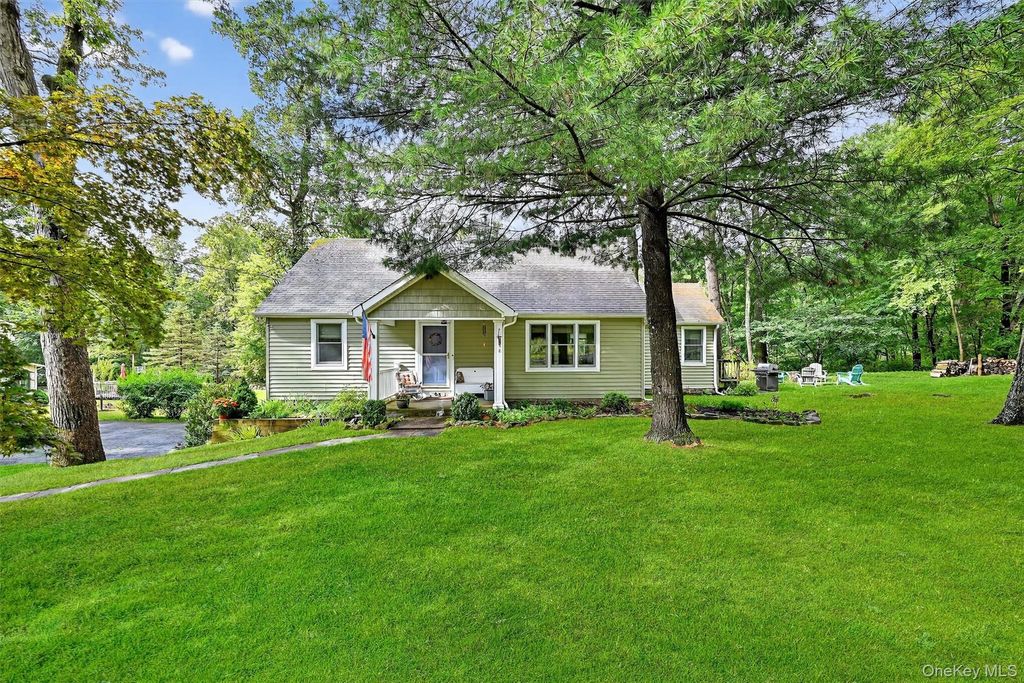 Photo of 65 Ludlam Road, Monroe, NY 10950 (MLS # 992851)