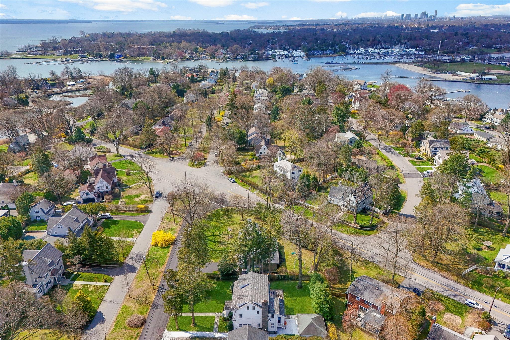 720 The Parkway, Mamaroneck, New York image 46