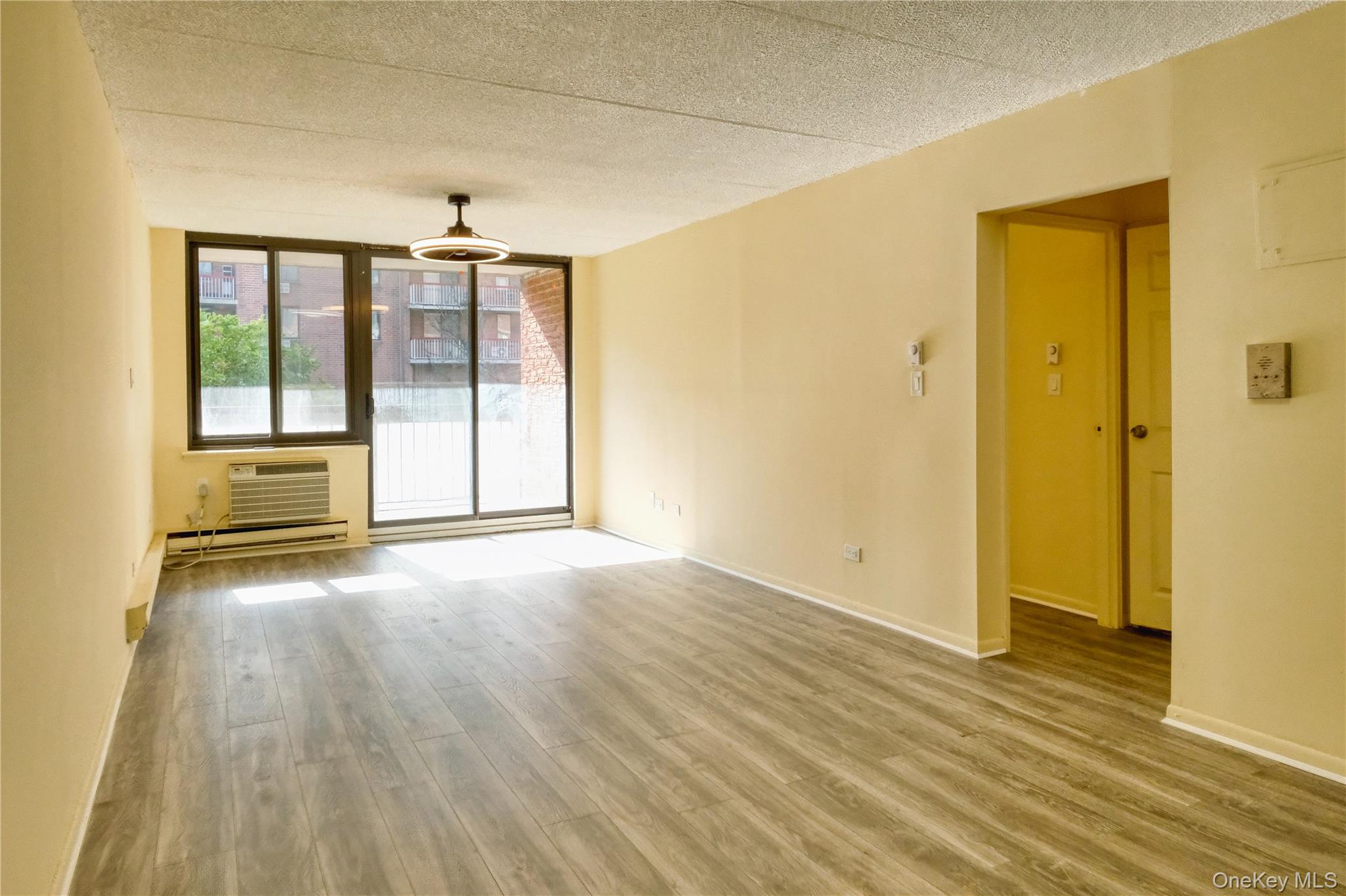136-35 Maple Avenue 4E