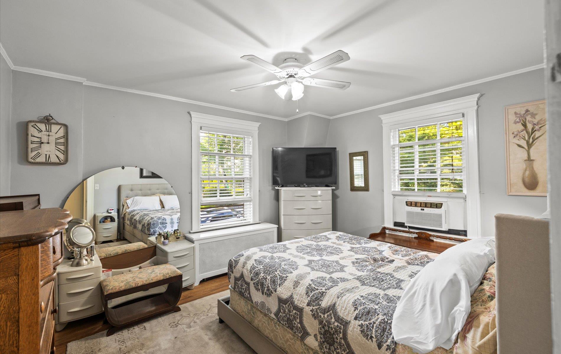 343 Ridge Road, Douglaston, New York image 22