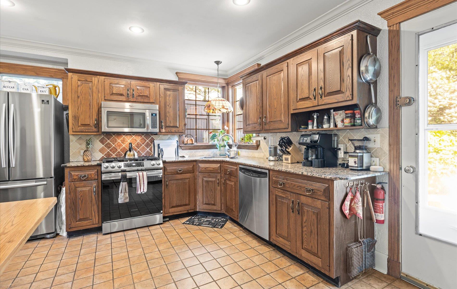 343 Ridge Road, Douglaston, New York image 14