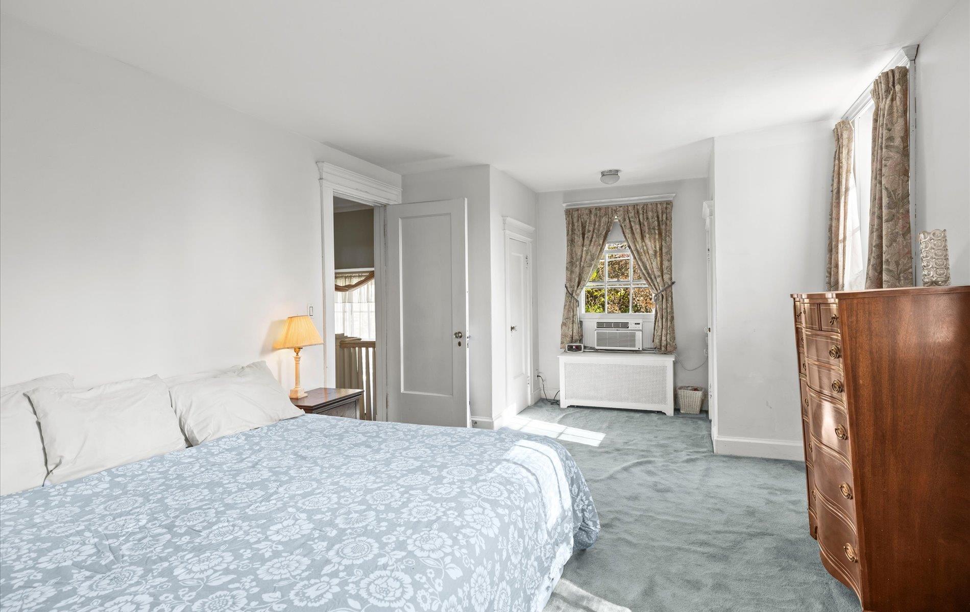 343 Ridge Road, Douglaston, New York image 21