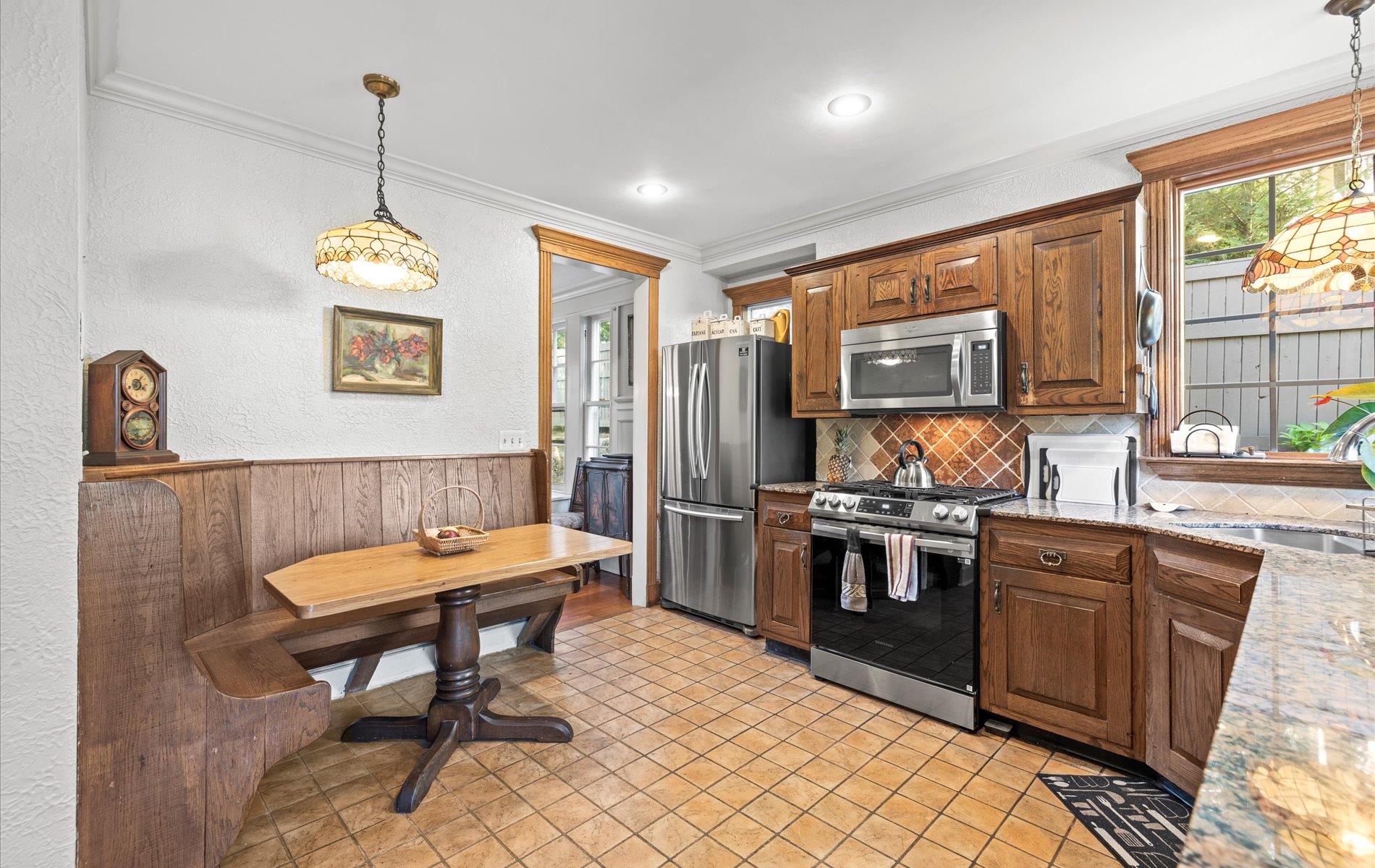 343 Ridge Road, Douglaston, New York image 15