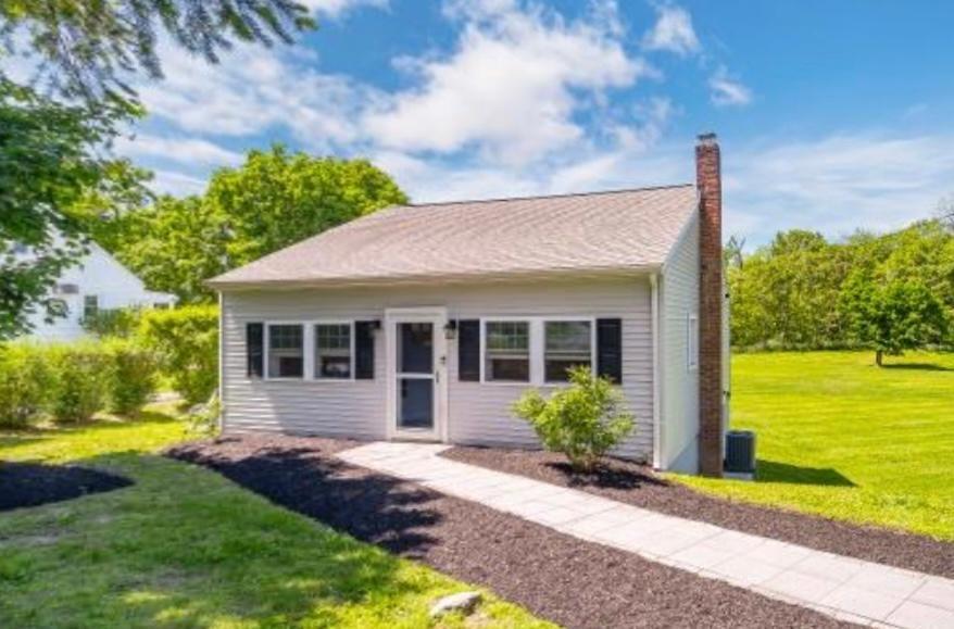 322 Noxon Road, Poughkeepsie, New York image 1