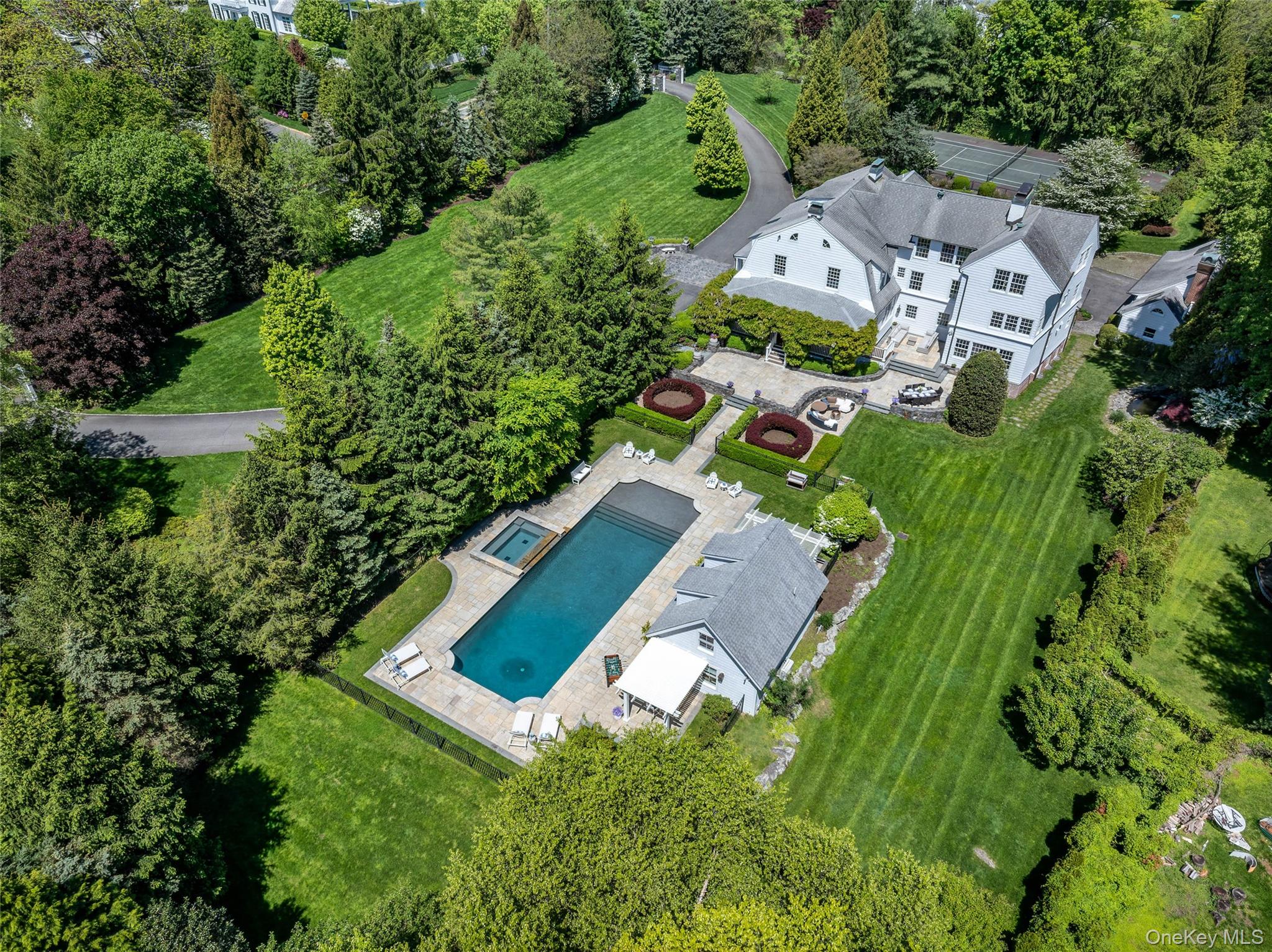 280 Highland Road