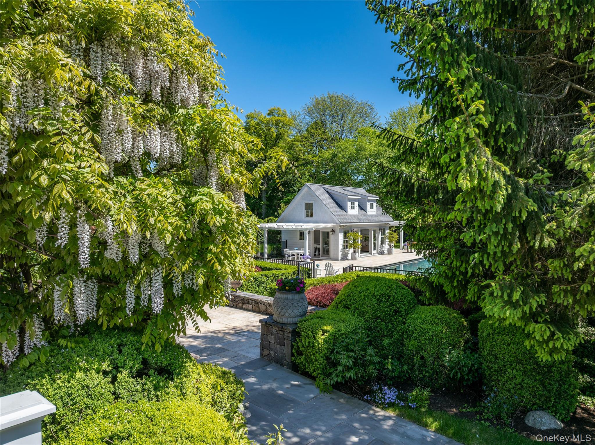 280 Highland Road