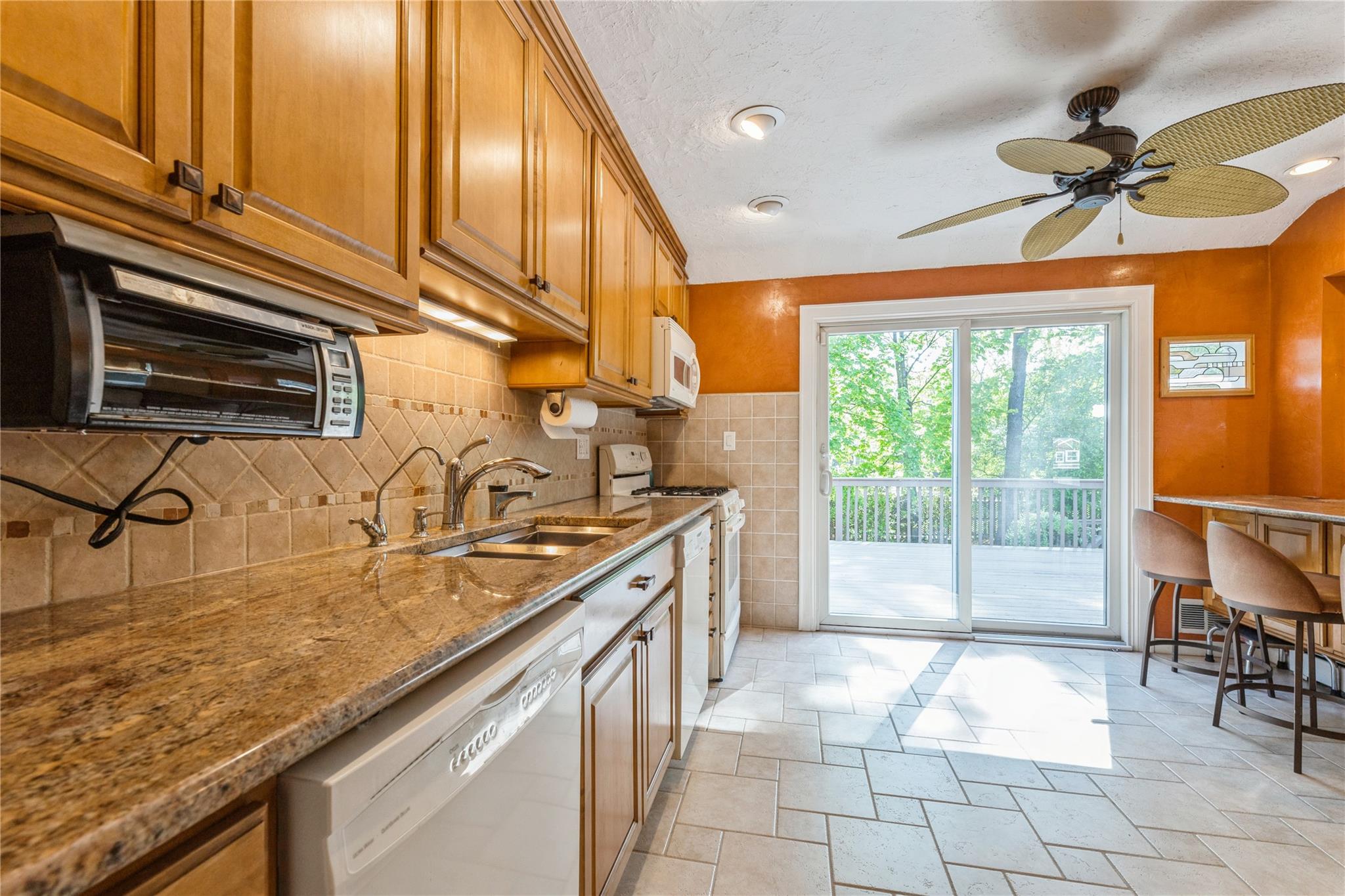 38 Lombardi Drive, New City, New York image 12