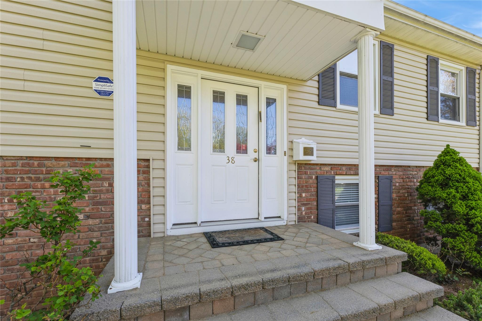 38 Lombardi Drive, New City, New York image 2