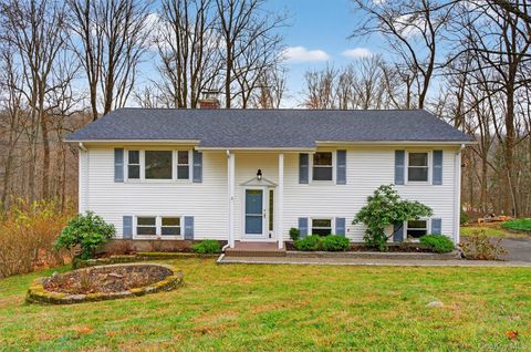 1159 Winding Court Mohegan Lake NY 10547