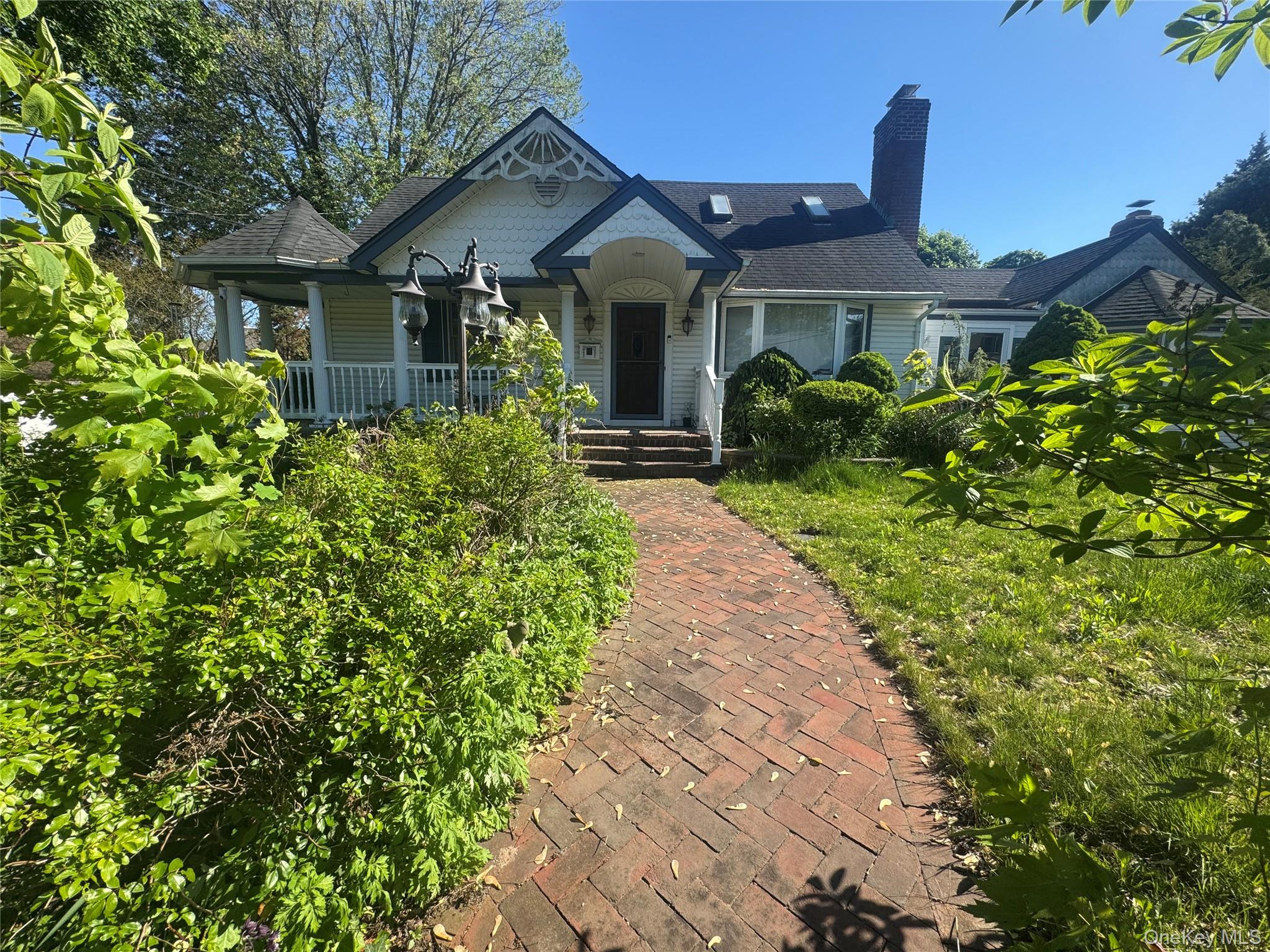 7 Dawes Avenue