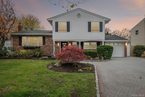 5 Culver Court Melville NY 11747