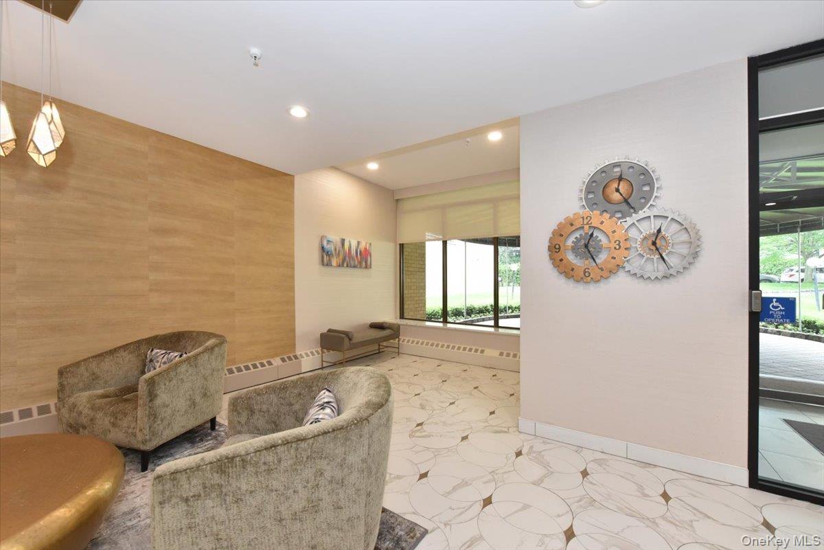 40 STONER Avenue 1-i