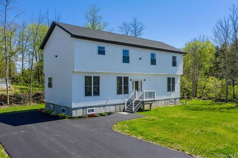 Homes For Sale - 6 Maple Avenue<br/> Hurleyville, NY 12747