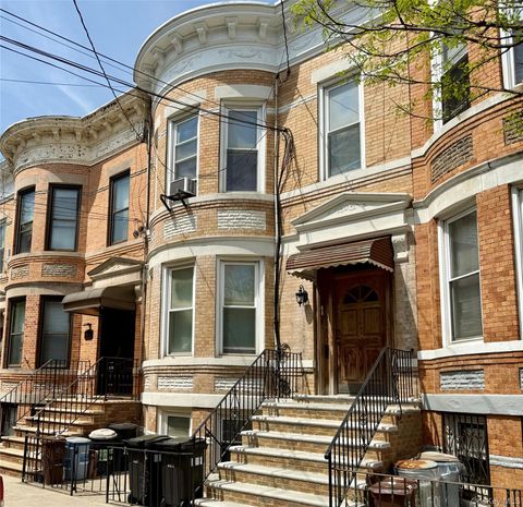 6063 Catalpa Avenue Ridgewood NY 11385