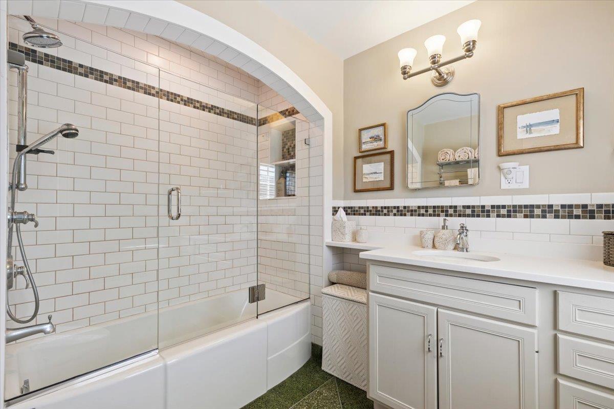 31 Colonial Road, White Plains, New York image 22