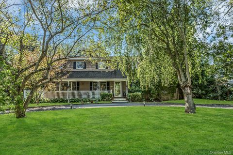 142 Maplewood Road Huntington Station NY 11746