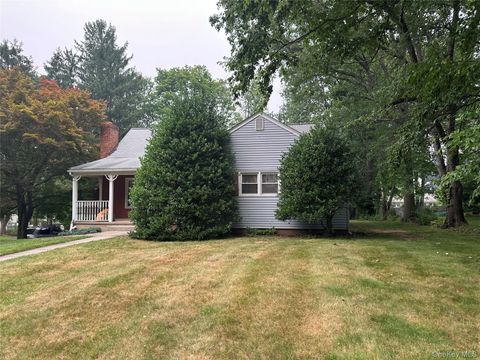 Homes For Sale - 21 Harmony Road<br/> Rockland County, Spring Valley, NY 10977
