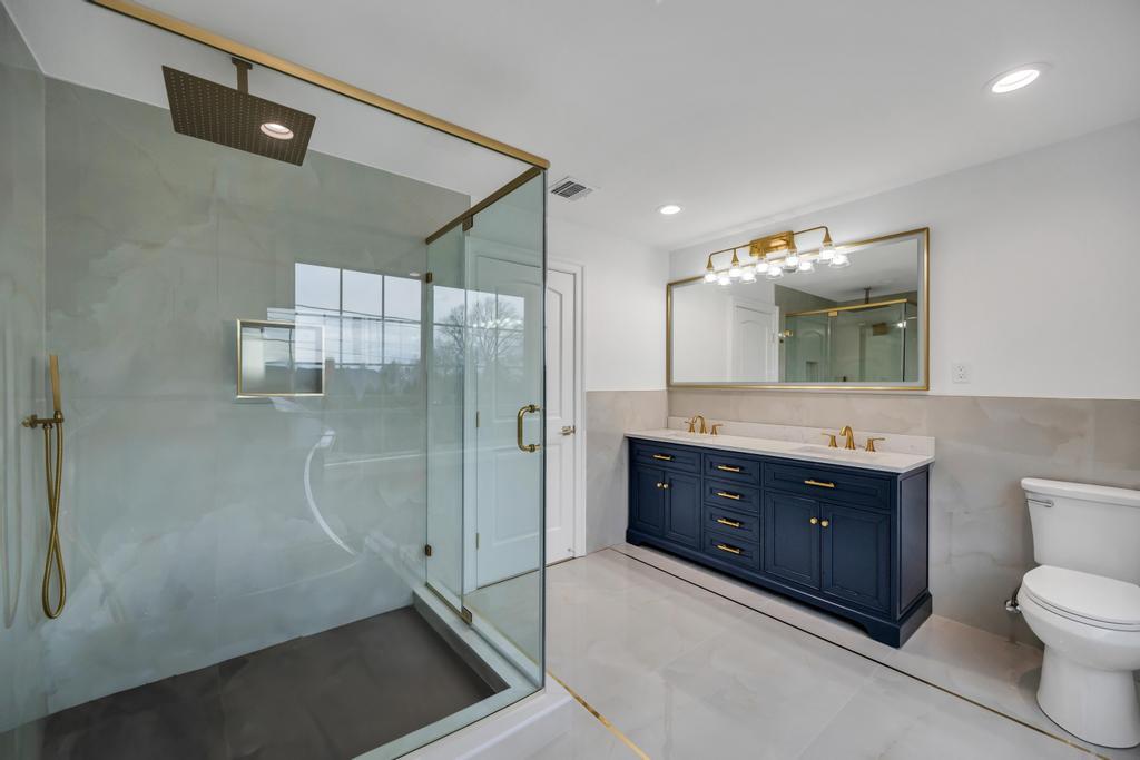 23 Grouse Lane, Levittown, New York image 21
