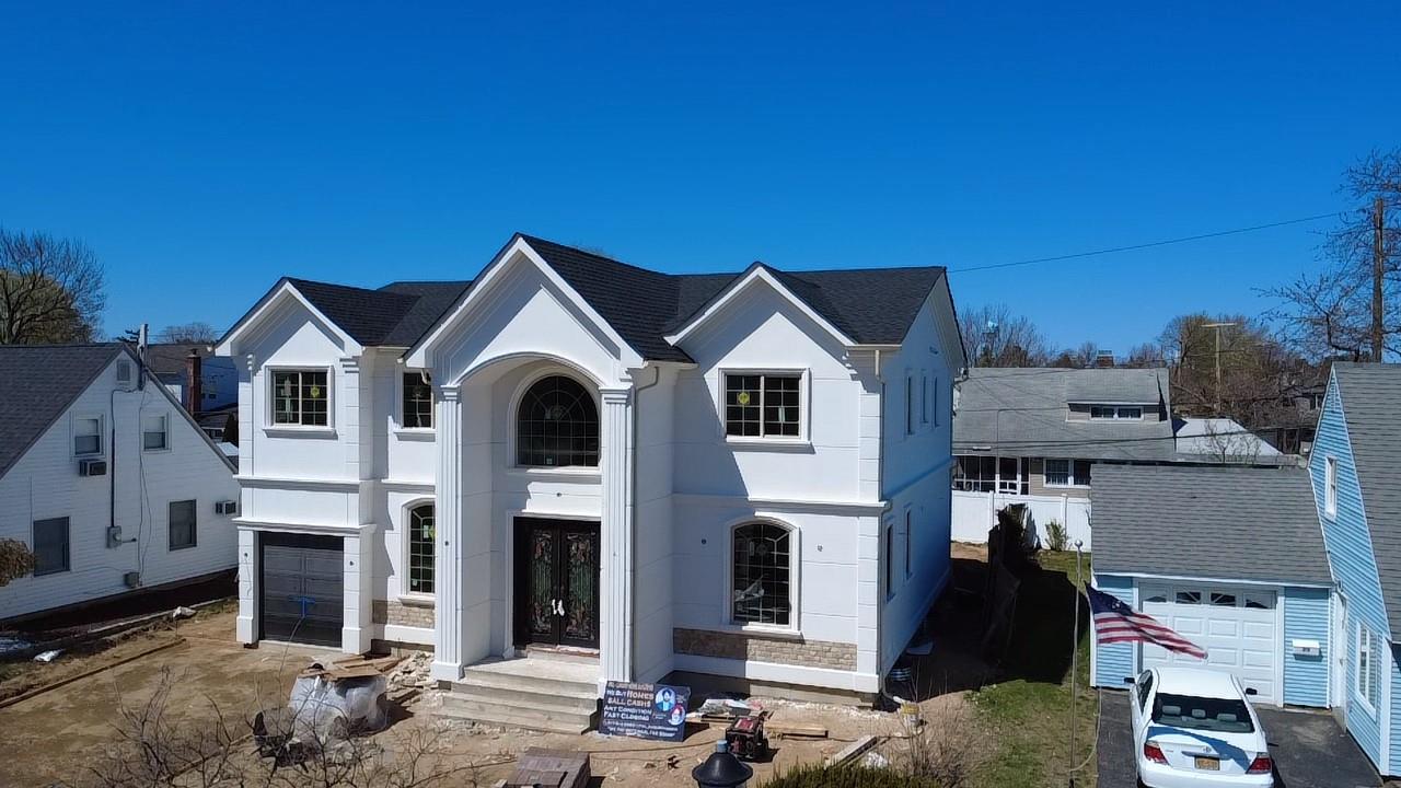 23 Grouse Lane, Levittown, New York image 1