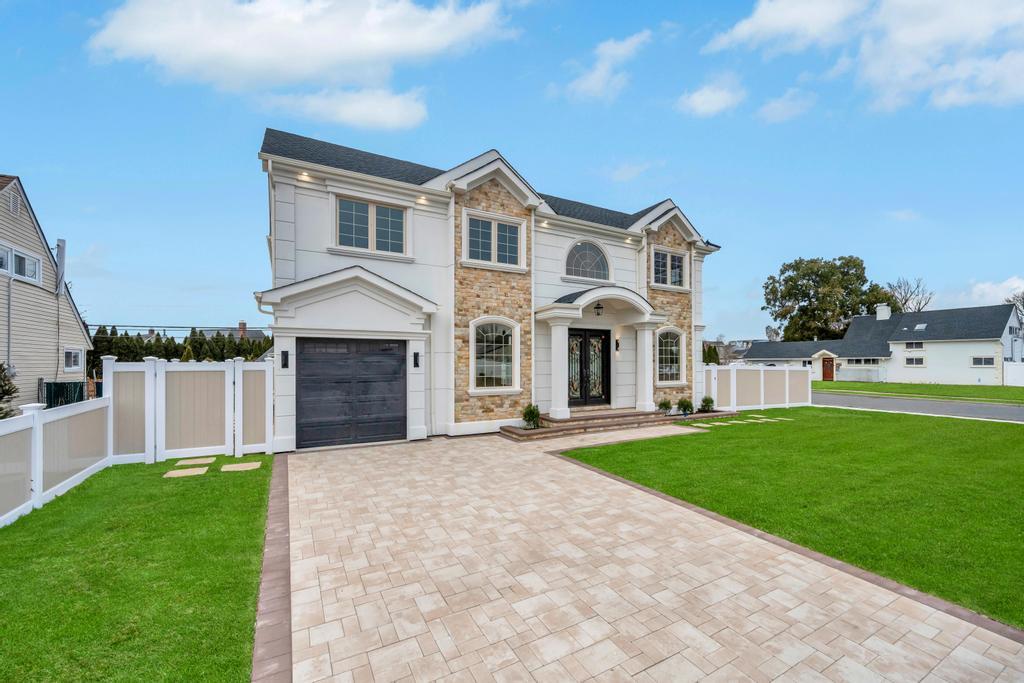 23 Grouse Lane, Levittown, New York image 6