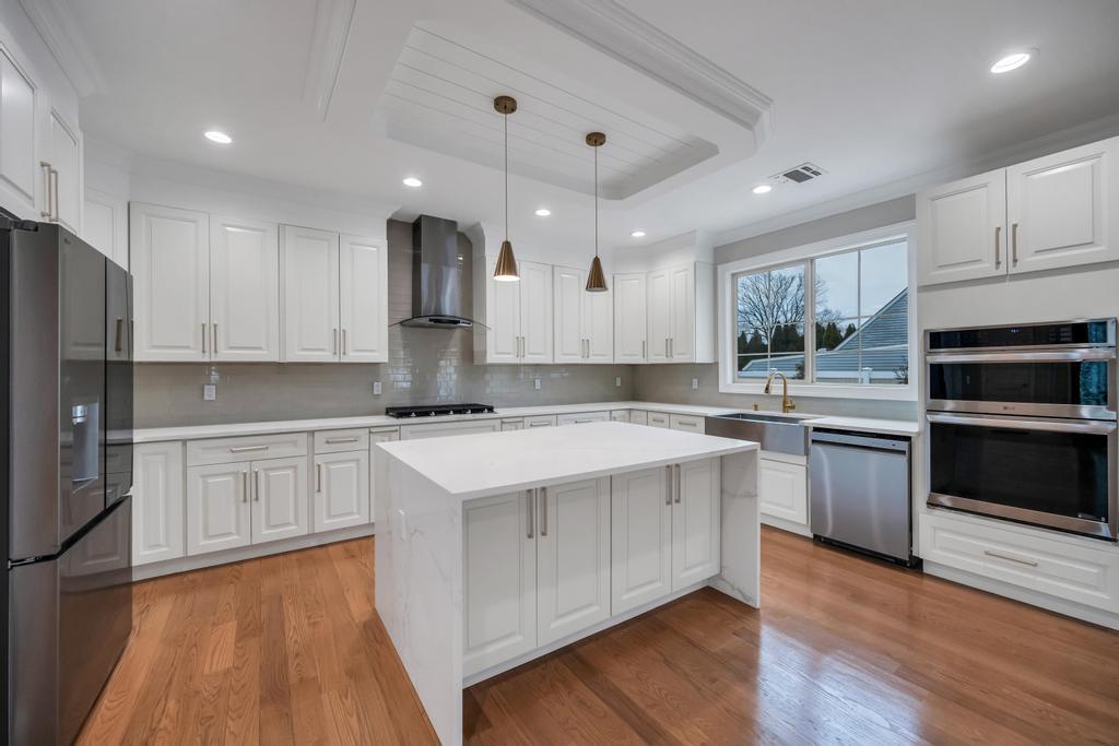 23 Grouse Lane, Levittown, New York image 9