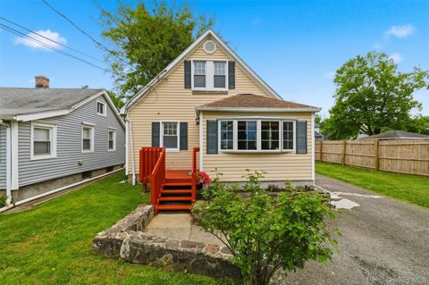 Homes For Sale - 20 Samstag Avenue<br/> Ossining, NY 10562