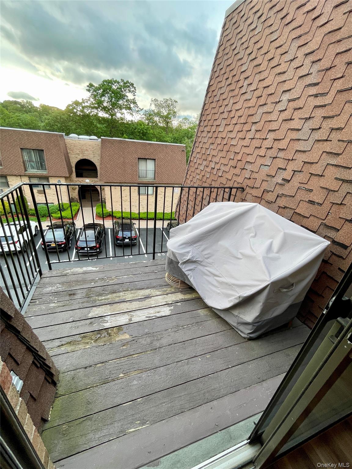 348 Central Park Avenue C9