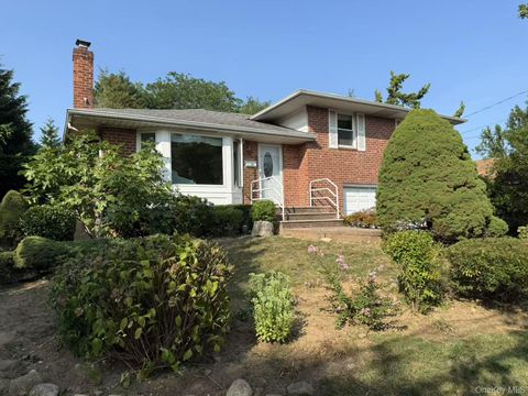 99 Robbins Lane Syosset NY 11791