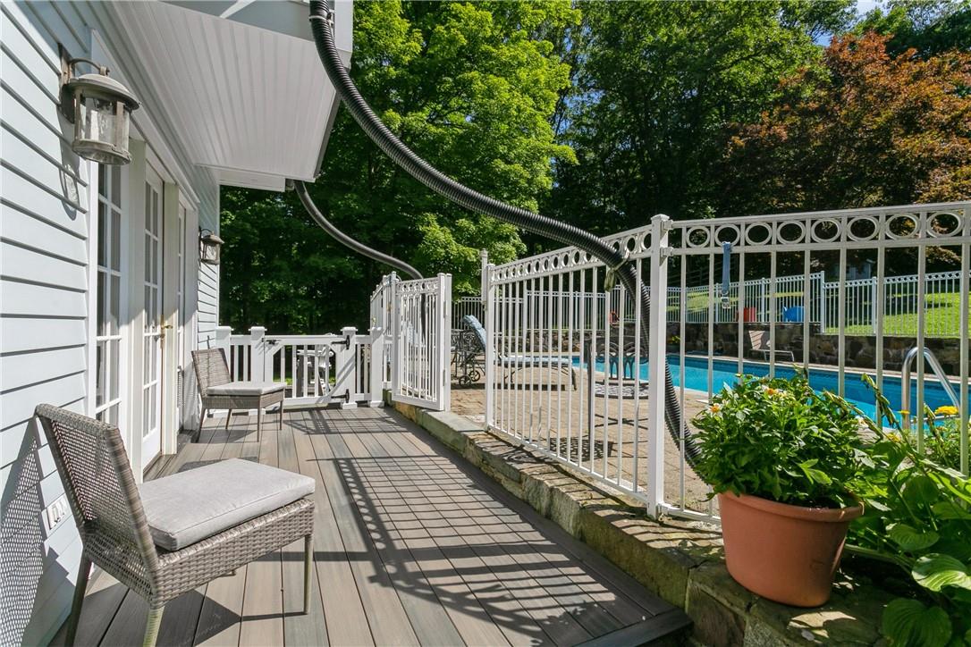 320 Illington Road, Ossining, New York image 10