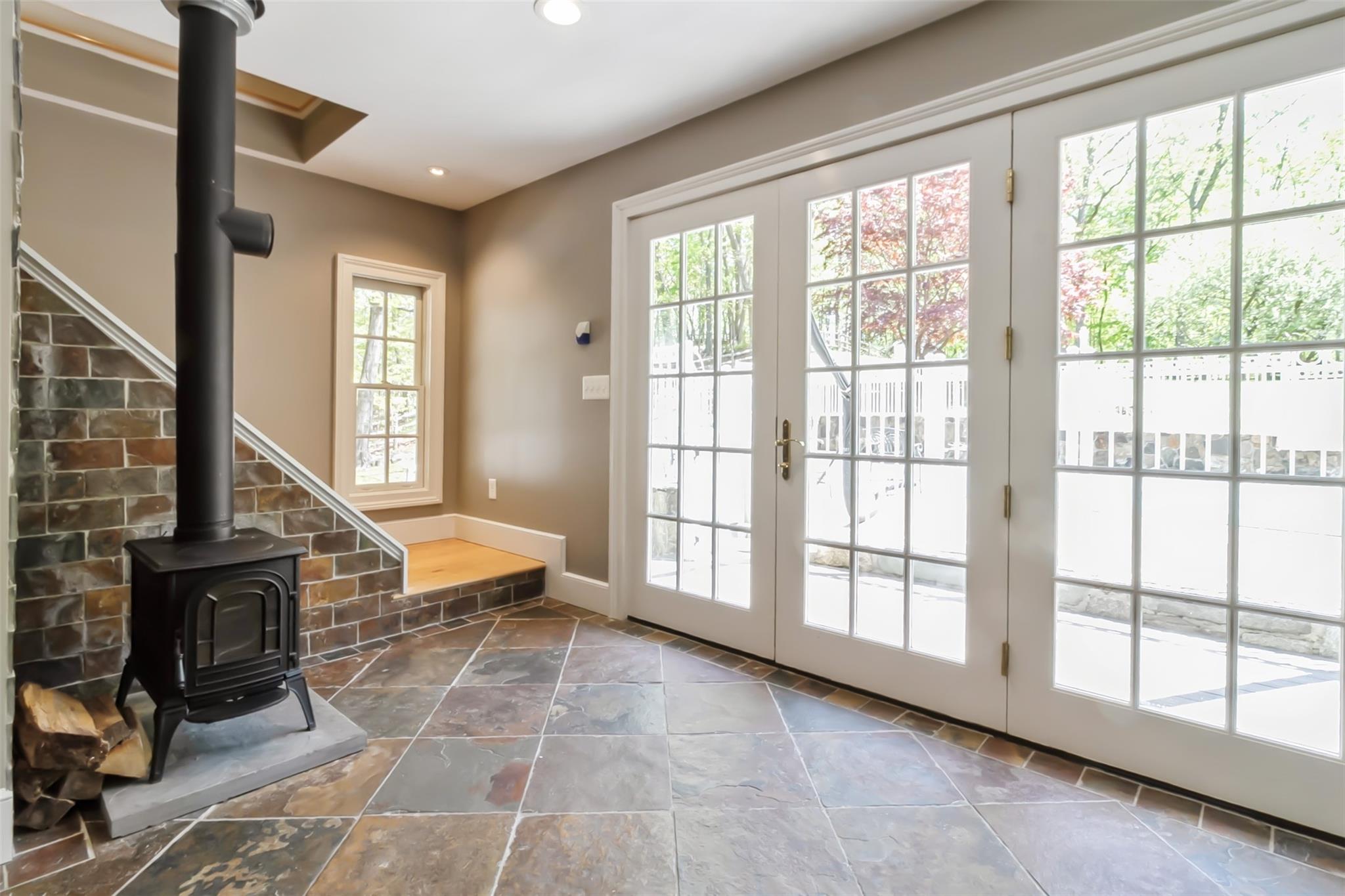 320 Illington Road, Ossining, New York image 37