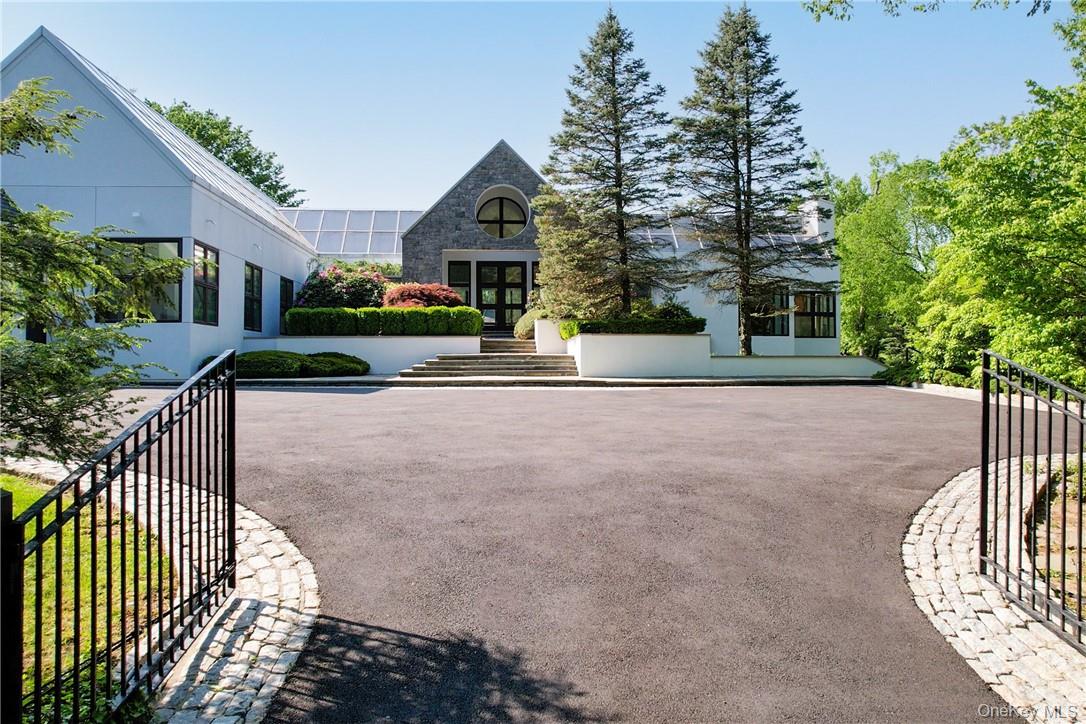 40 Polly Park Road
