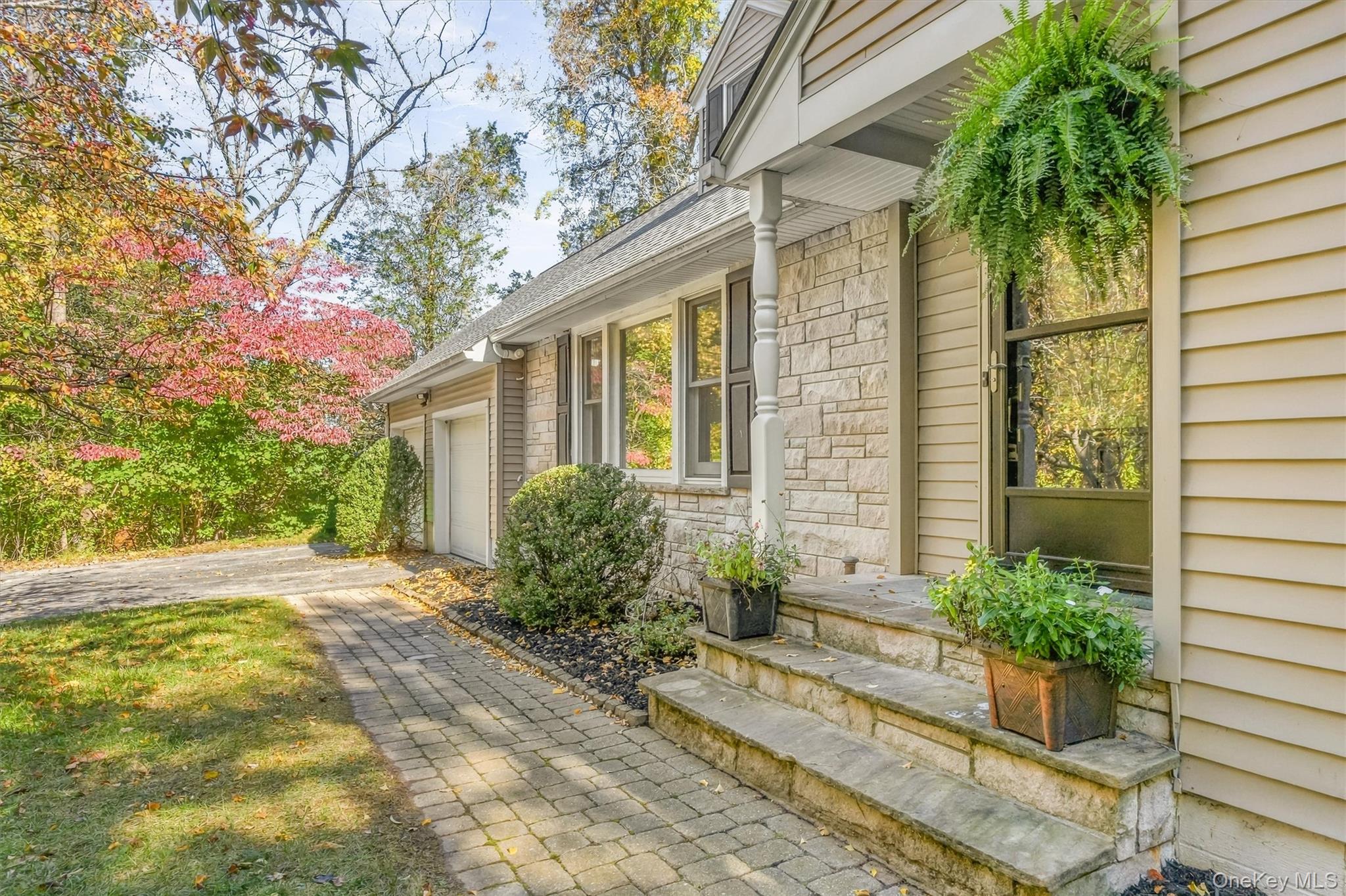 4 Deer Run Road