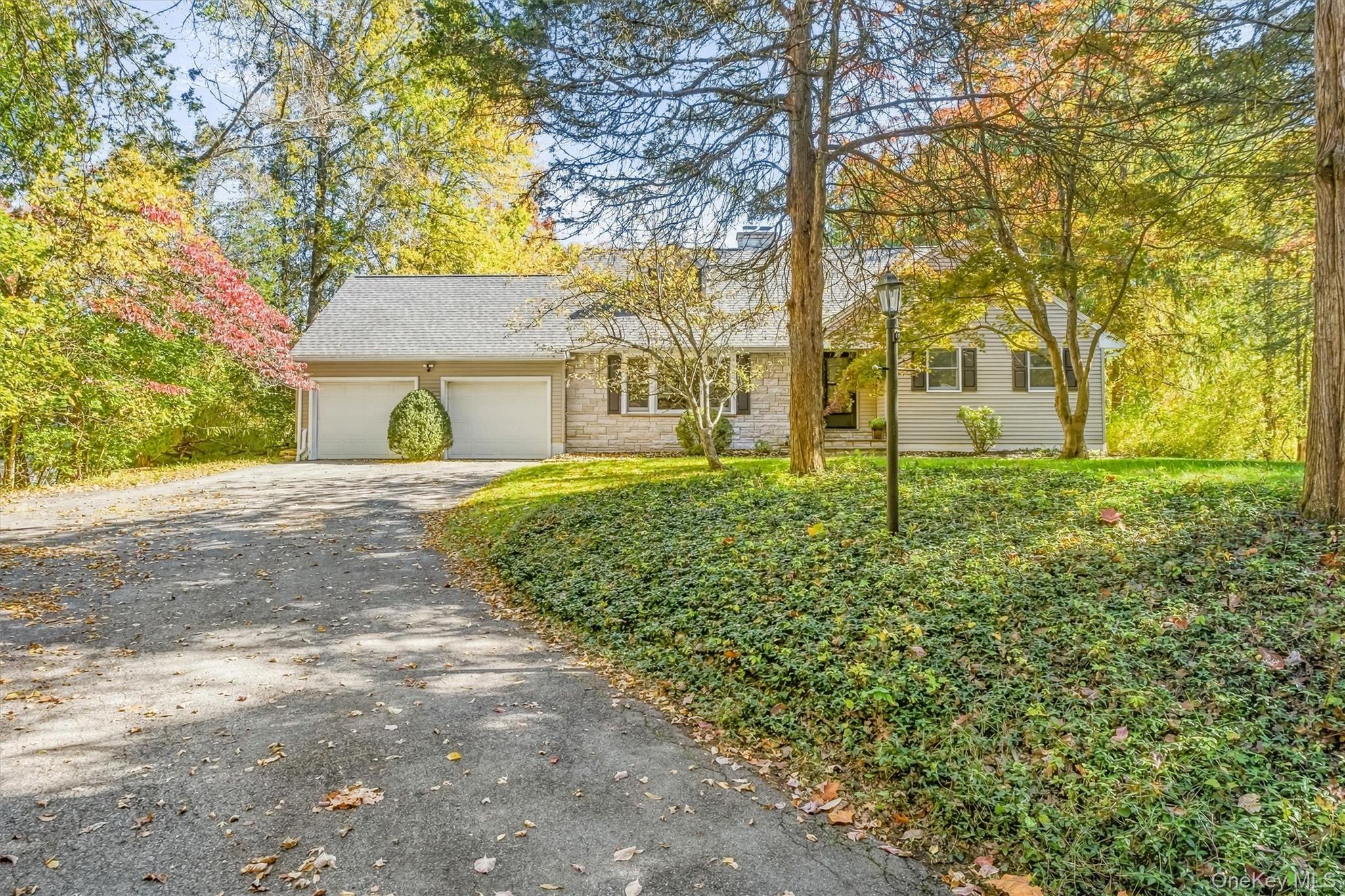 4 Deer Run Road
