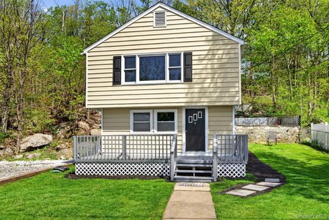 Homes For Sale - 12 Montrose Drive<br/> Carmel, NY 10512
