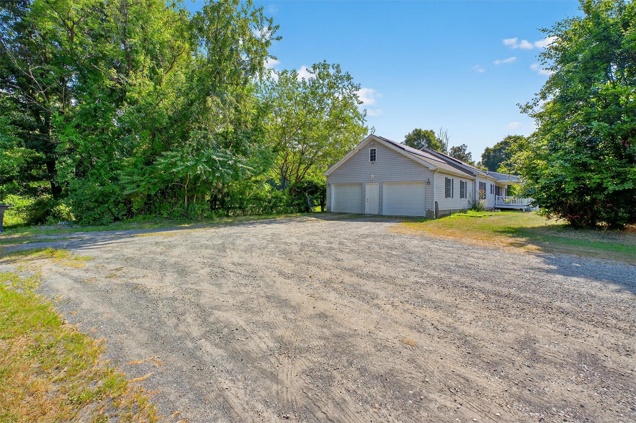 Wappingers Falls, New York 12590, United States, 3 Bedrooms Bedrooms, ,2 BathroomsBathrooms,Residential,Pending,180519