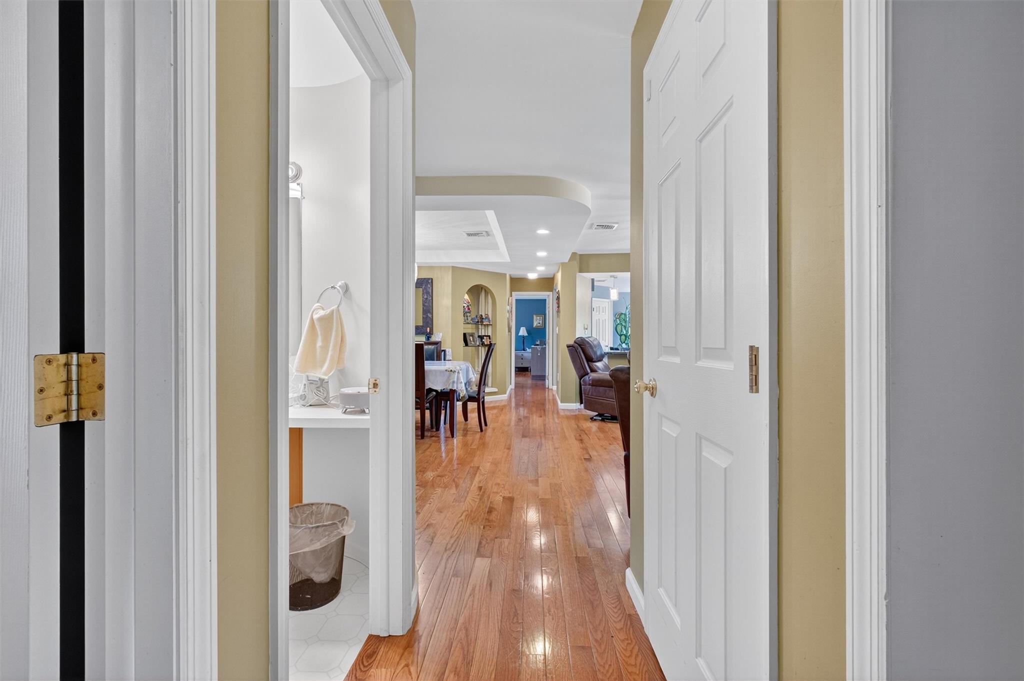 Wappingers Falls, New York 12590, United States, 3 Bedrooms Bedrooms, ,2 BathroomsBathrooms,Residential,Pending,180519