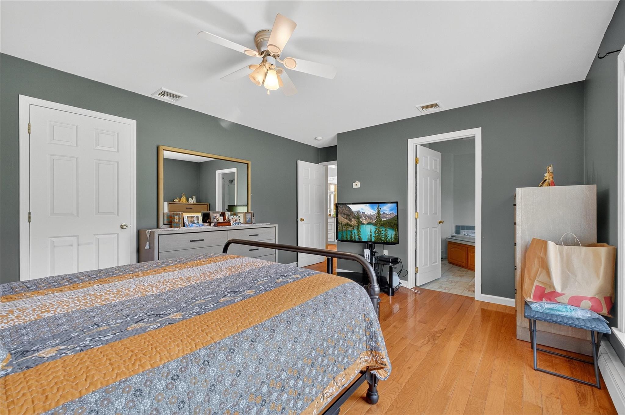 Wappingers Falls, New York 12590, United States, 3 Bedrooms Bedrooms, ,2 BathroomsBathrooms,Residential,Pending,180519