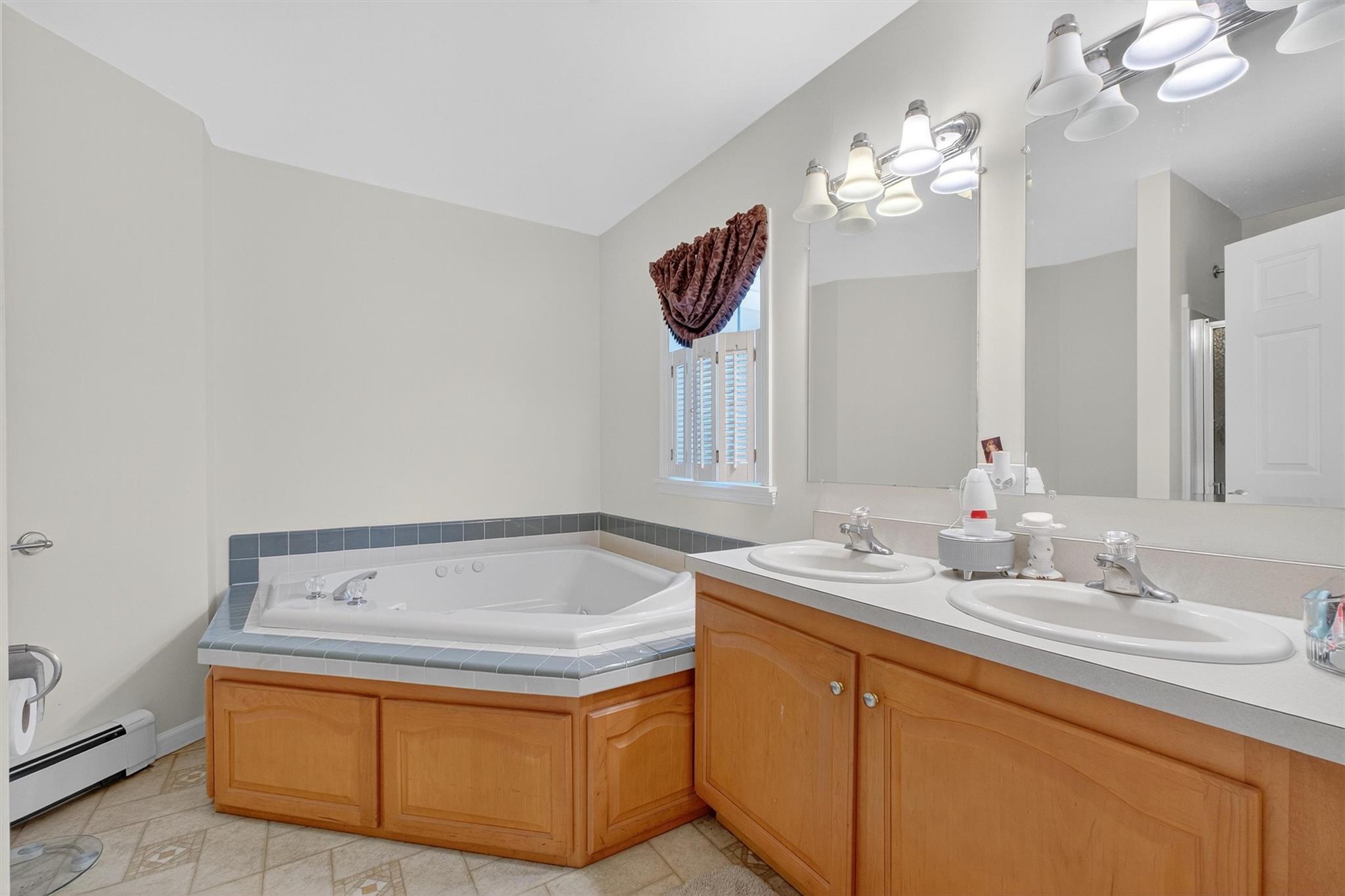 Wappingers Falls, New York 12590, United States, 3 Bedrooms Bedrooms, ,2 BathroomsBathrooms,Residential,Pending,180519