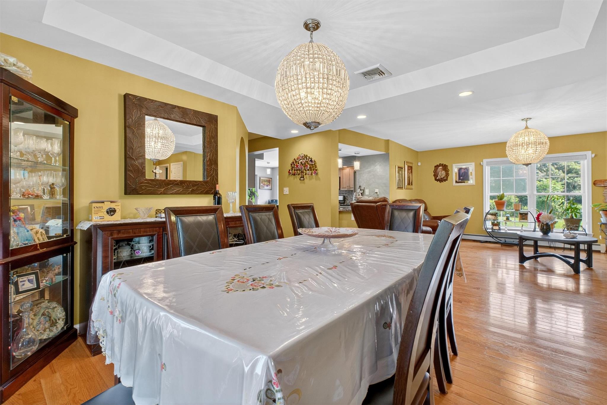 Wappingers Falls, New York 12590, United States, 3 Bedrooms Bedrooms, ,2 BathroomsBathrooms,Residential,Pending,180519