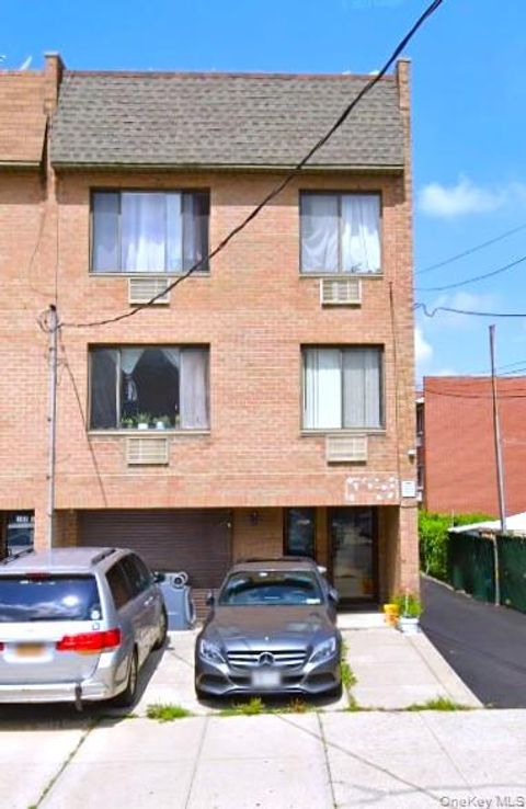 149-15 Barclay Avenue Flushing NY 11355