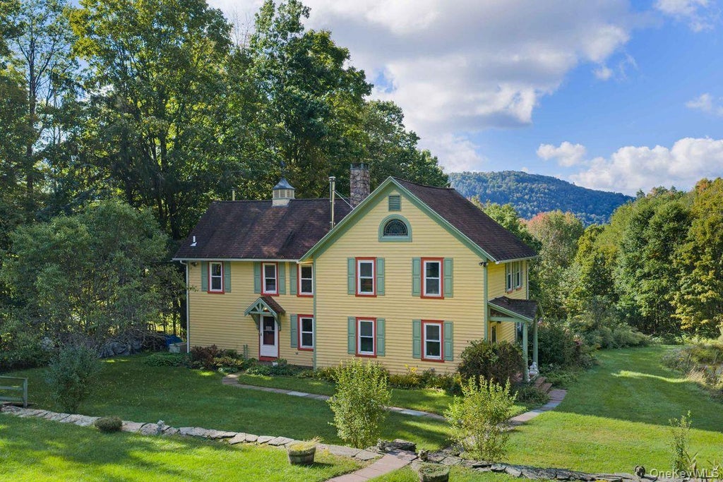Photo of 495 William Beers Road, Walton, NY 13856 (MLS # 1054238)
