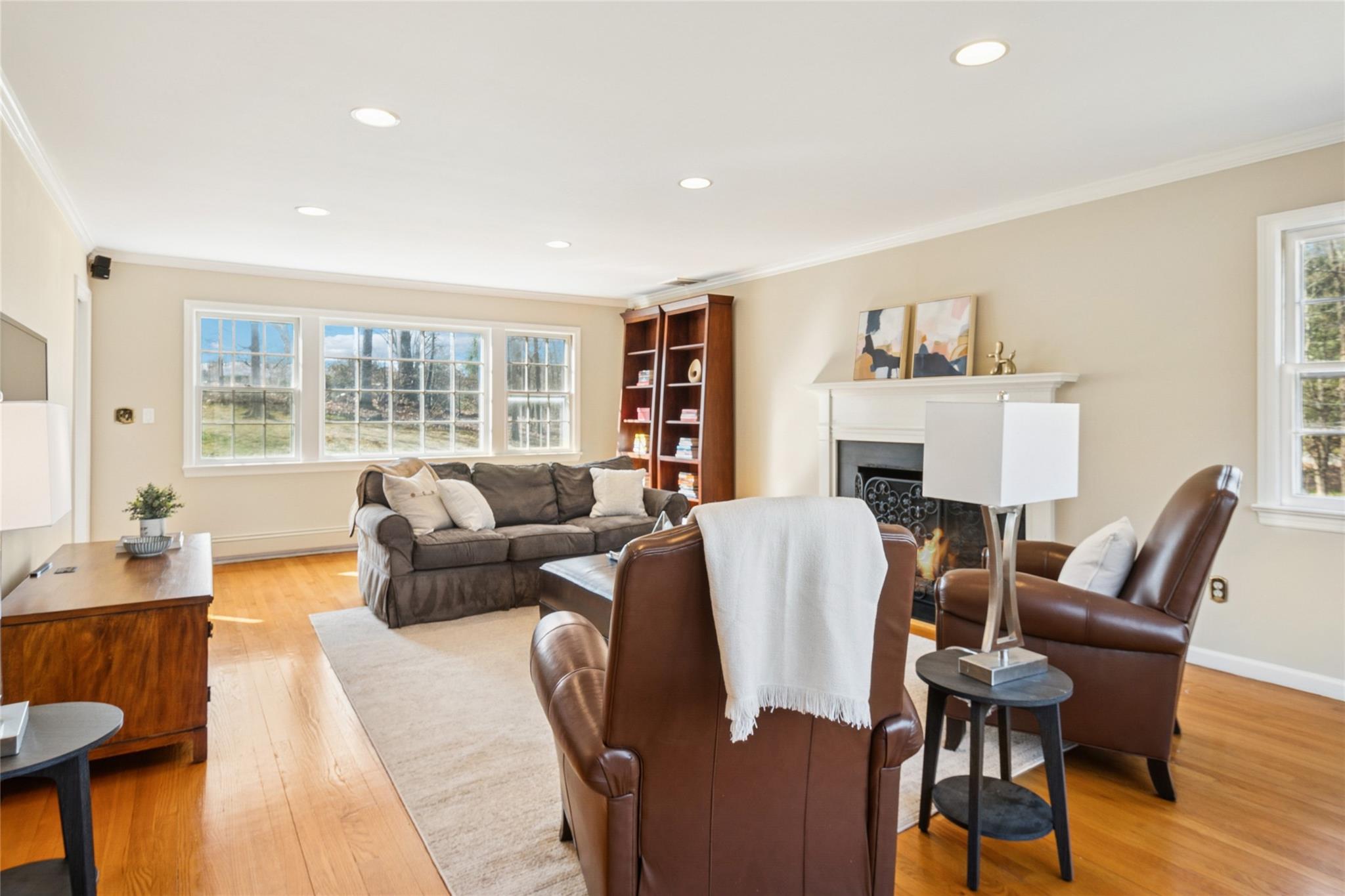 48 Central Drive, Briarcliff Manor, New York image 4