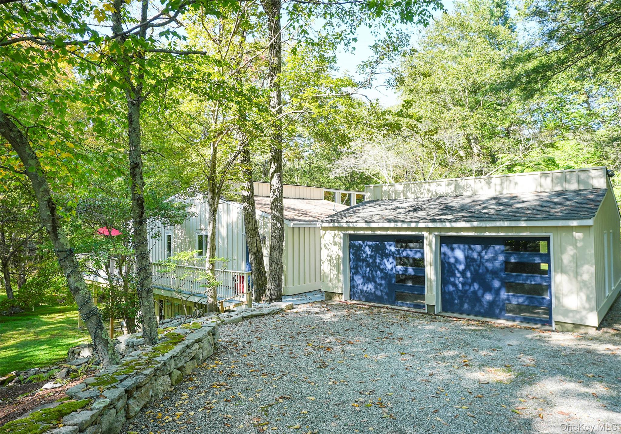 22 Peters Lane