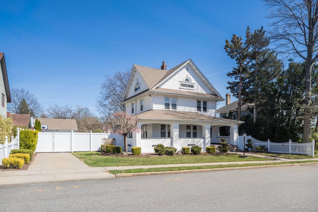 Photo of 3 Columbia Street, Westbury, NY 11590 (MLS # 985213)