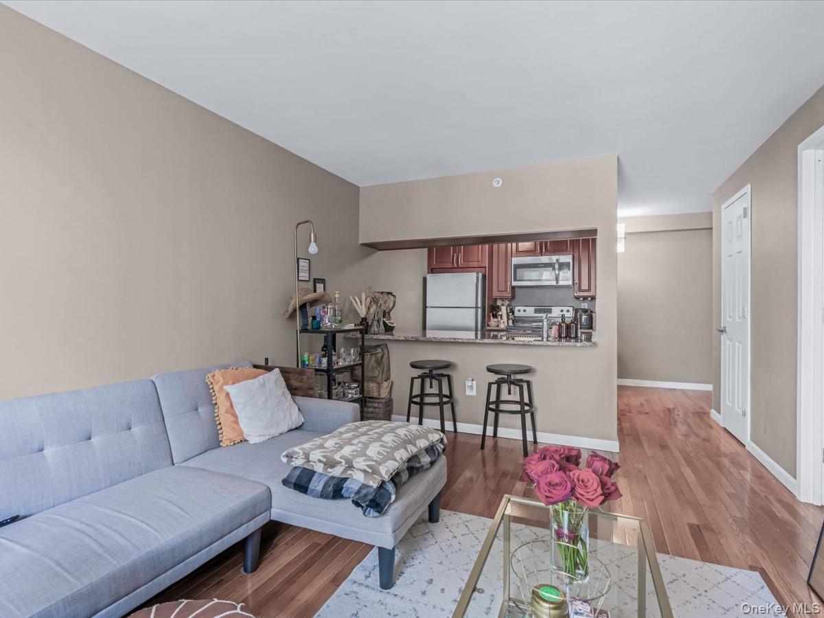 358 Grove Street 2E