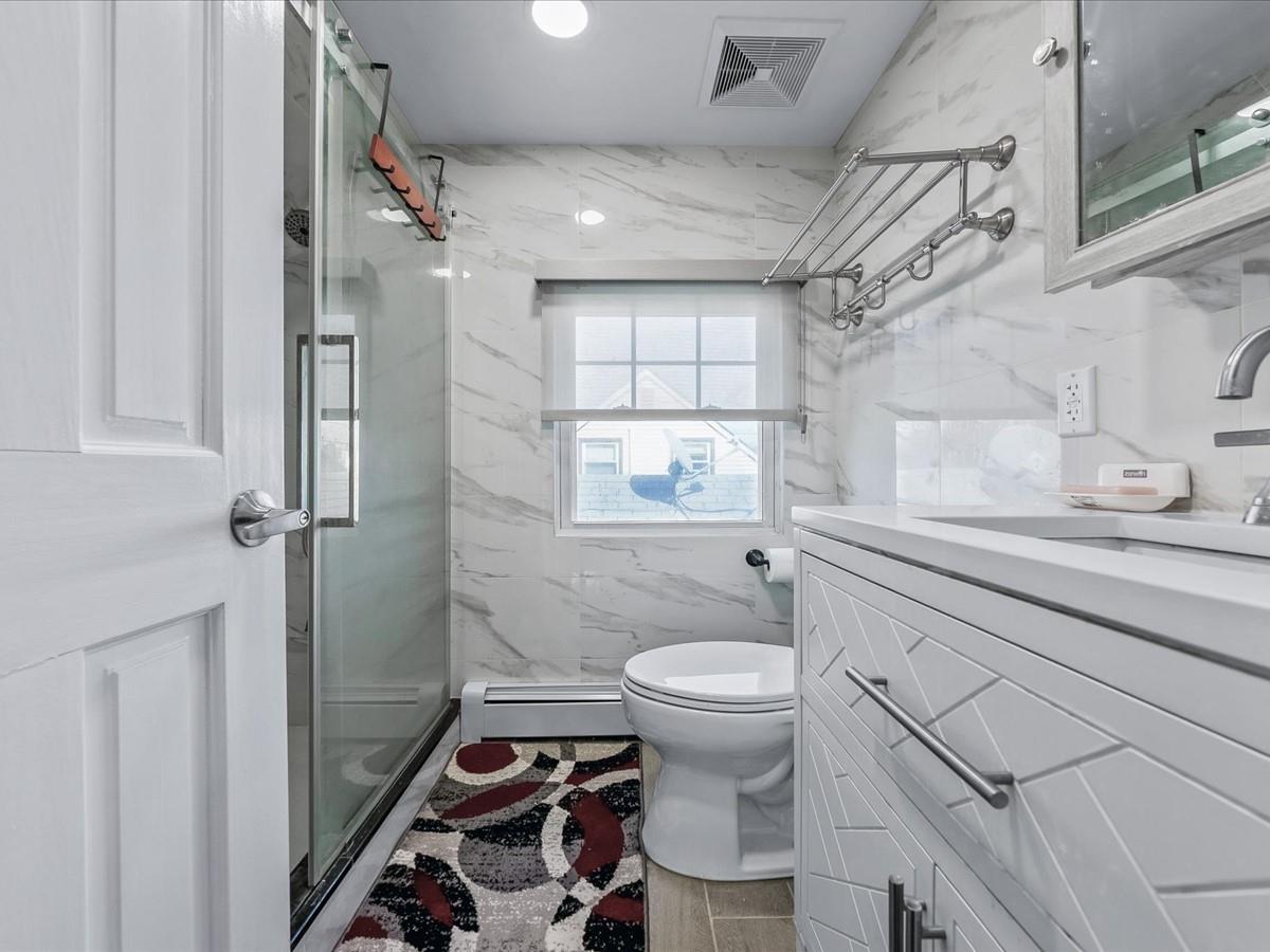 268 Fairfield Avenue, Carle Place, New York image 16
