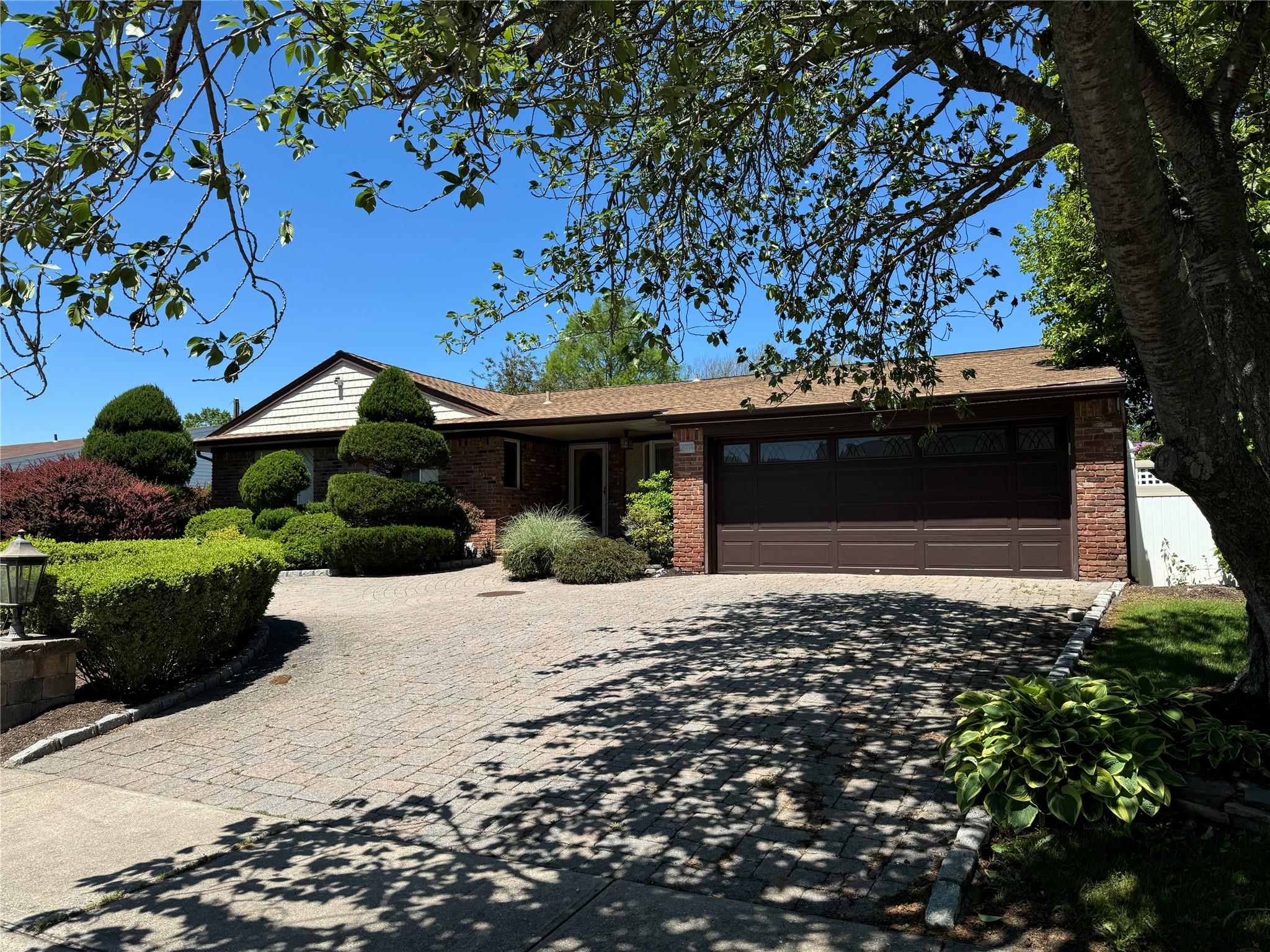61 John Street, Port Jefferson Station, New York image 2