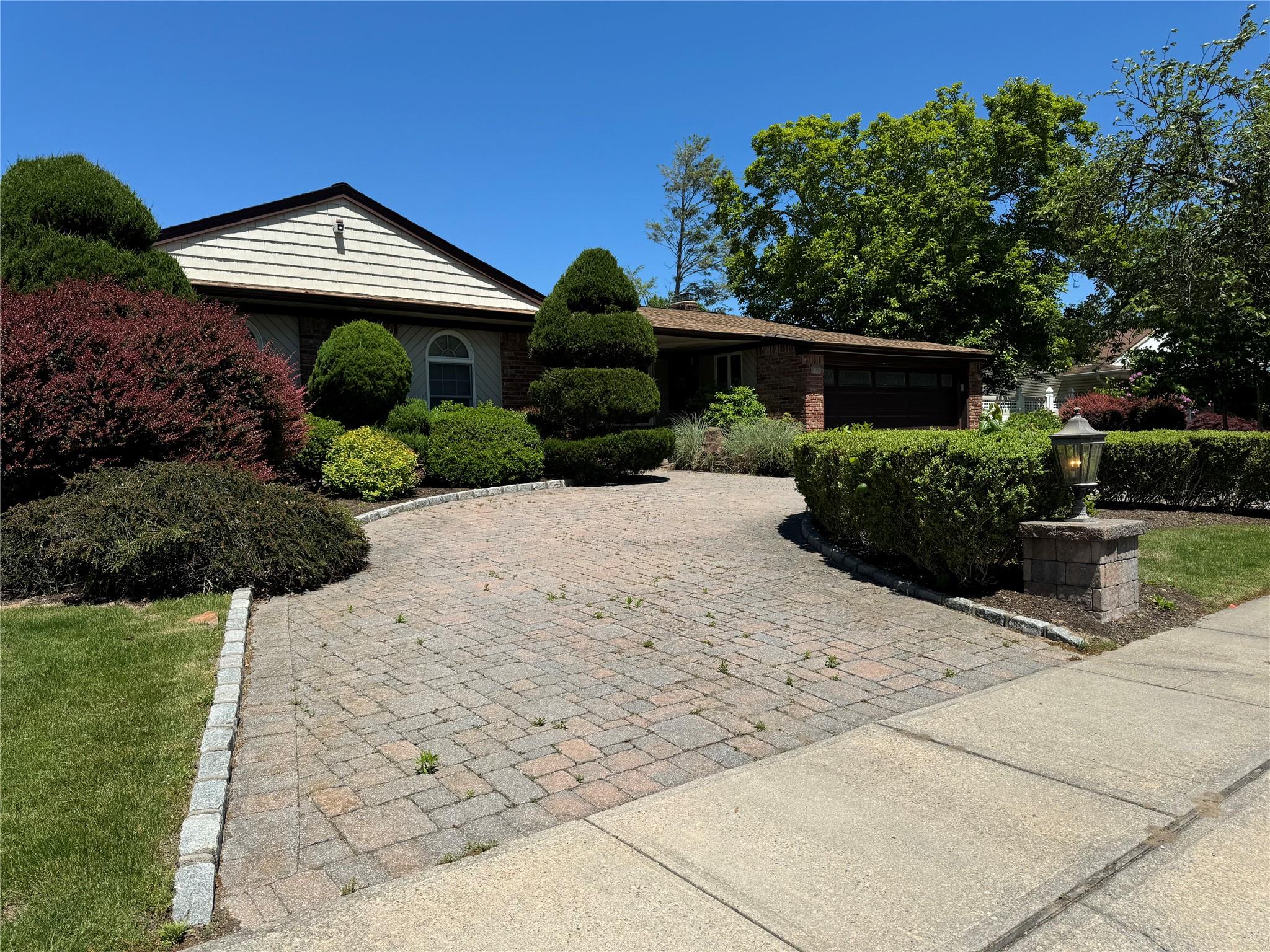 61 John Street, Port Jefferson Station, New York image 1
