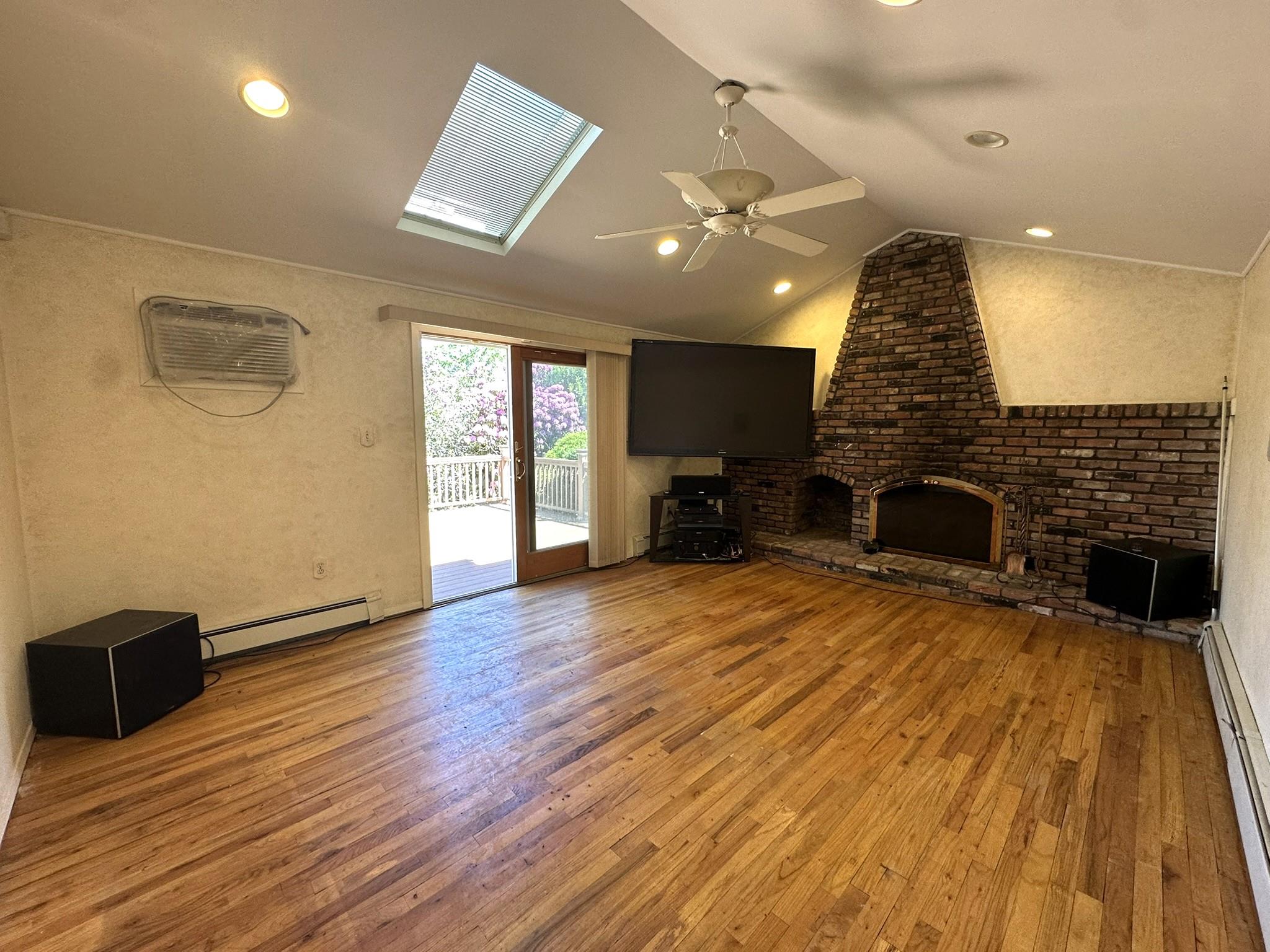 61 John Street, Port Jefferson Station, New York image 7